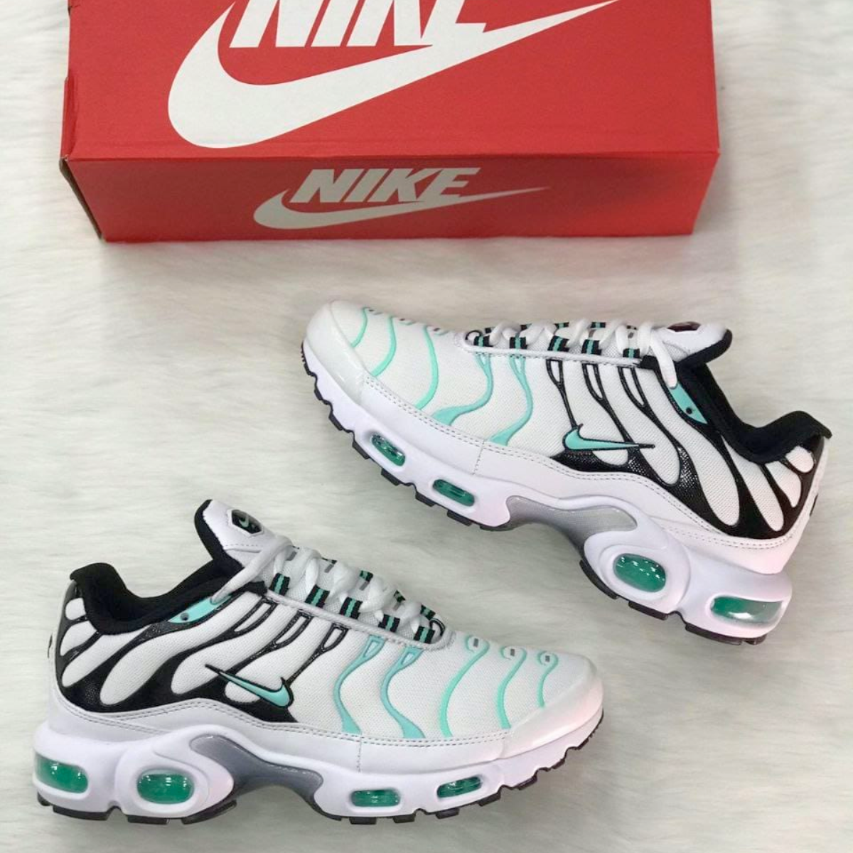 tenis nike air max TN original hombre color blanco verde negro Comprar tienda onlineshoppingcenterg Colombia centro de compras en linea